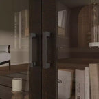 Akzentschrank aus Spanplatte mit Glastüren 180 cm B x 81 cm H